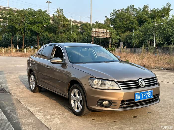 14年11月,大众宝来,1.6手波天窗,一手车,年审保险同步