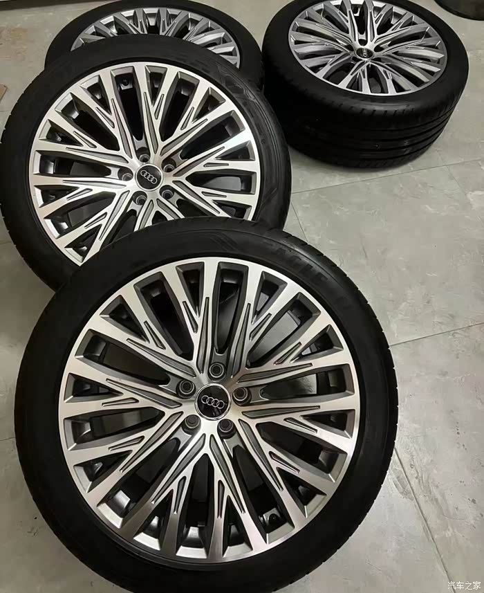 20寸奥迪a8轮毂轮胎精品套件喜欢的可以来