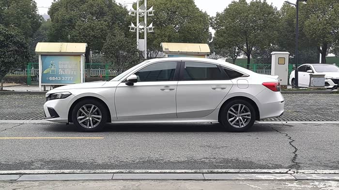 转让一台本田思域2022款240turbocvt劲动