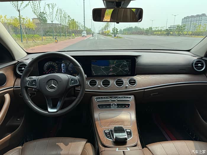 18年奔驰e200l 2.0t四驱,立标棕内,个人一手 22