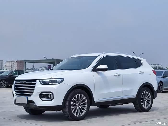 最新到店:2020年上户哈弗h6 2.0t豪华铂金版,全车原