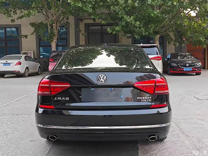 19年上牌 大众帕萨特 1.8t高配 个人一手车 极品