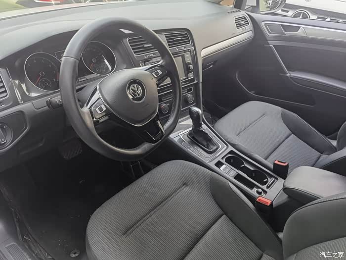 大众 高尔夫 2015款 1.4tsi 自动舒适型 七万公里