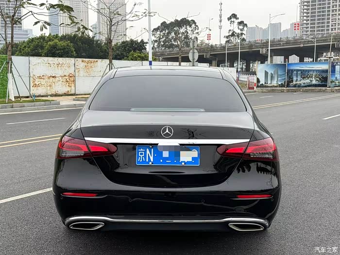 21款20年11月奔驰e300l立标20t时尚型双