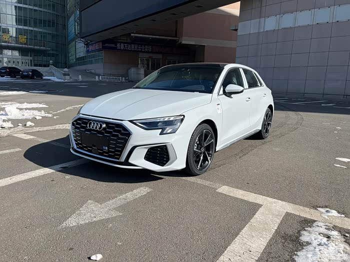 奥迪a324款精致驾驶体验的新标杆