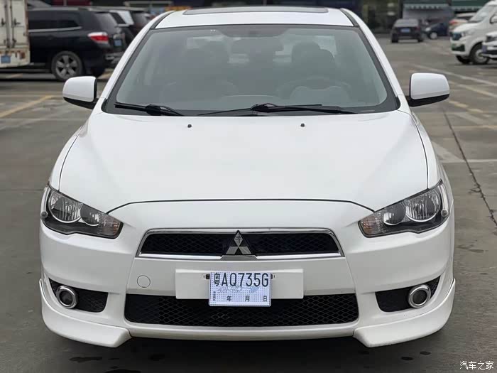 11年年三菱翼神广州一手18自动挡带天窗换挡拨片