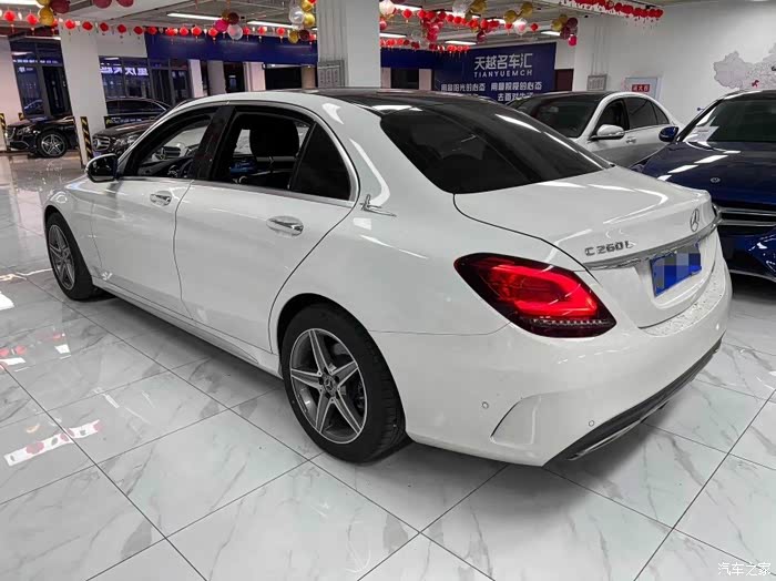 奔驰c级2020款c260l运动版2088