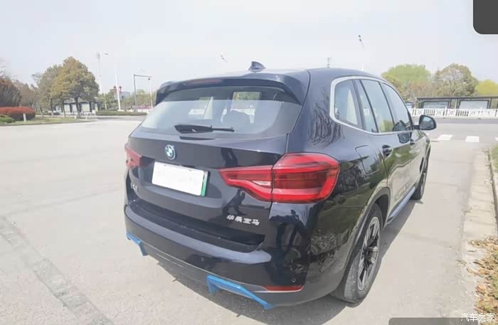 个人出21款宝马ix3