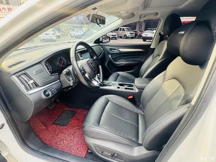 2017年荣威i6自动挡高配一键启动电动座椅精品车况