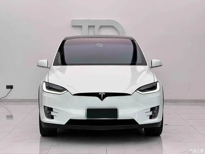 19款特斯拉modelx长续航19年12月上牌仅4
