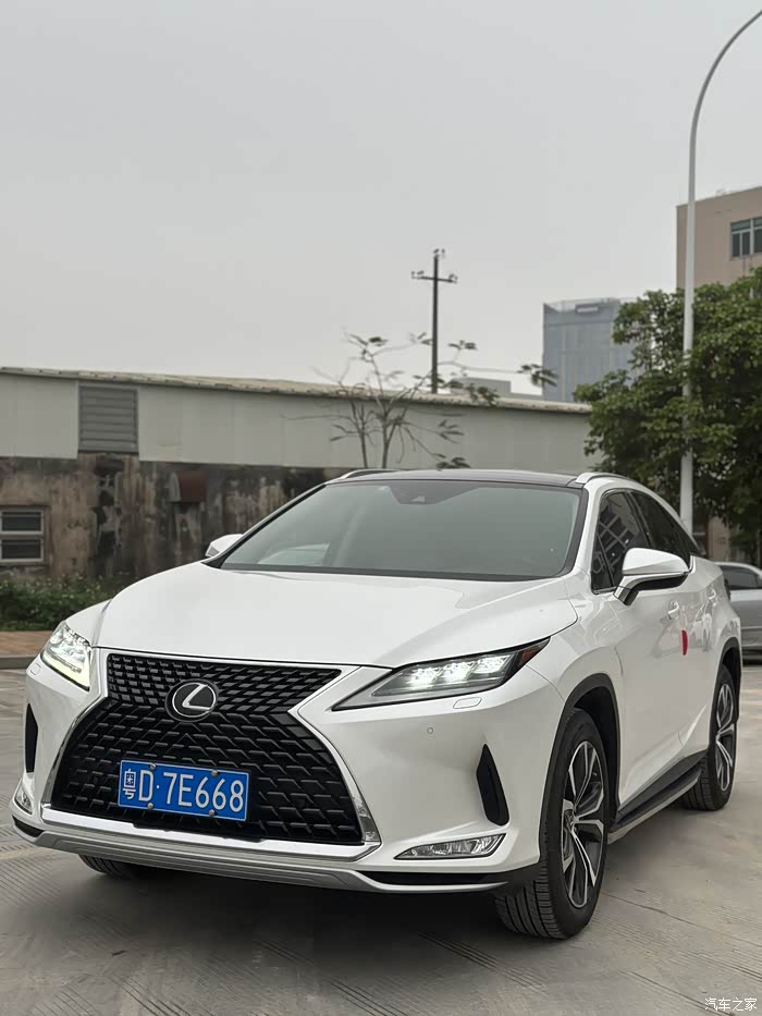 2020款nx200全驱锋尚版这款车外观时尚大气内饰豪华舒