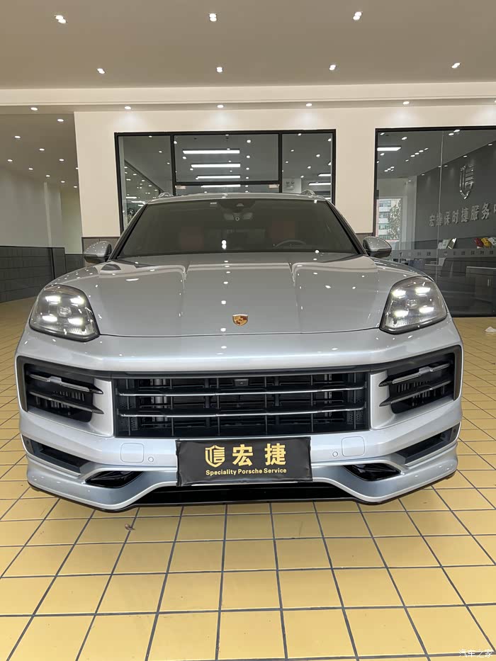 24卡宴泰卡特包围他来辣