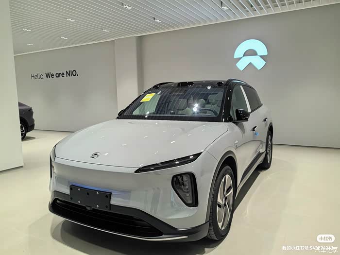 终于提车啦es6超级好看第一次接触新能源车踏进蔚来空