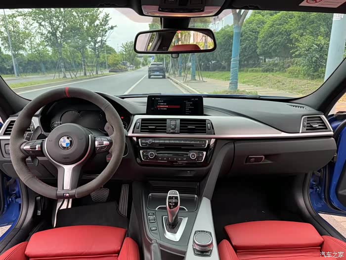 宝马330i 宝马328i