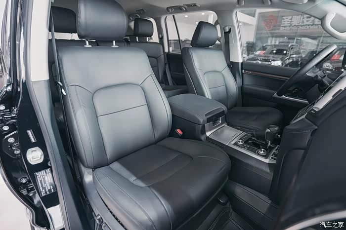 20年丰田陆巡4500d4d柴油一手原漆中东高配1