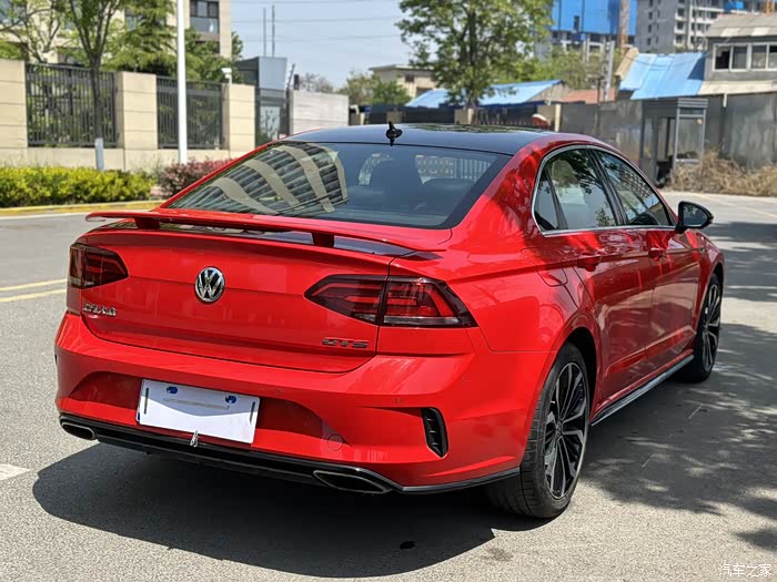 最新到店18年大众凌渡gts性能版 2.0t高功率 原厂6秒