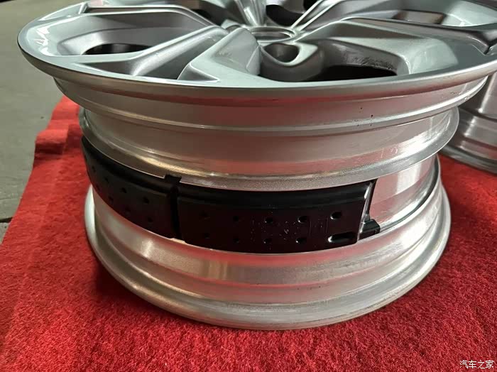 十一代雅阁17寸 全新拆车轮毂