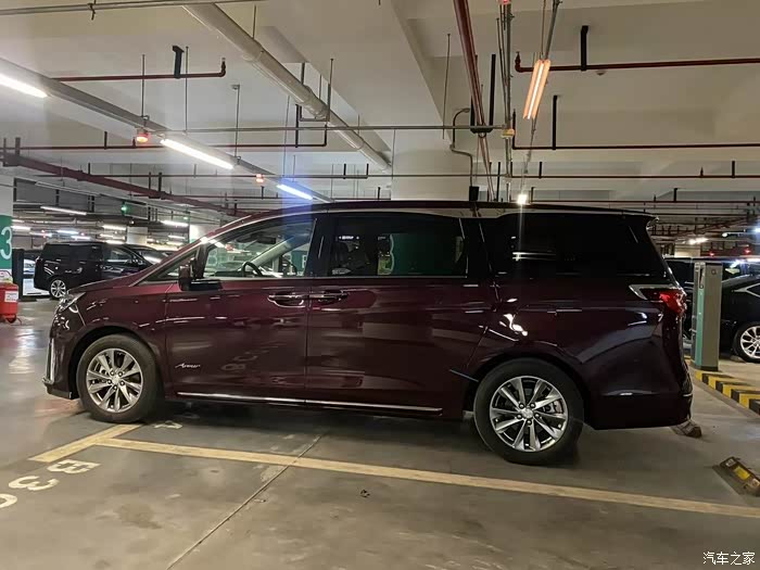 商务天花板 2023款艾维亚六座贤礼版(会务用车) 指导价4