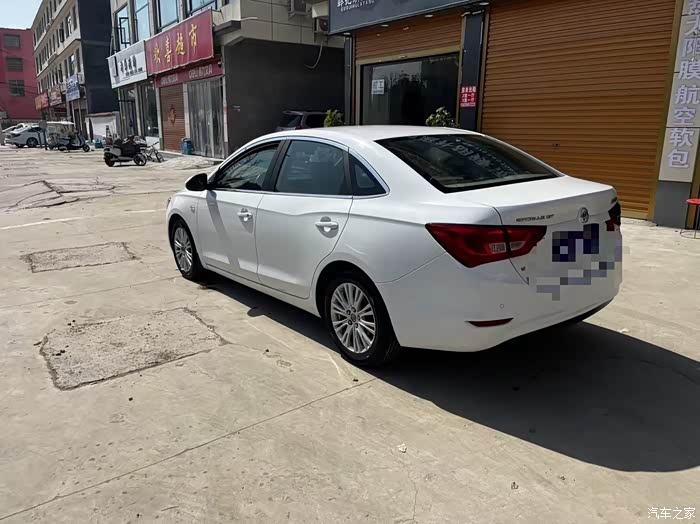 16年别克英朗个人一手车四缸发动机15l全车原版原漆价格