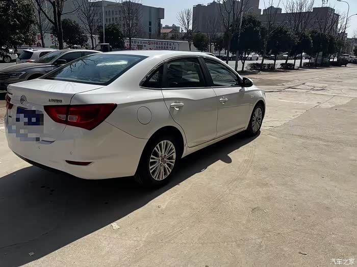 16年别克英朗个人一手车四缸发动机15l全车原版原漆价格