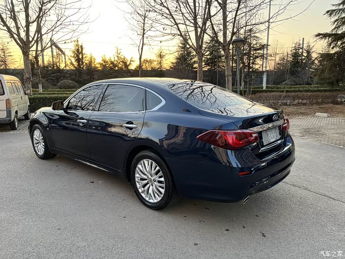 18年英菲尼迪q70l25v6全球十佳发动机本市老总