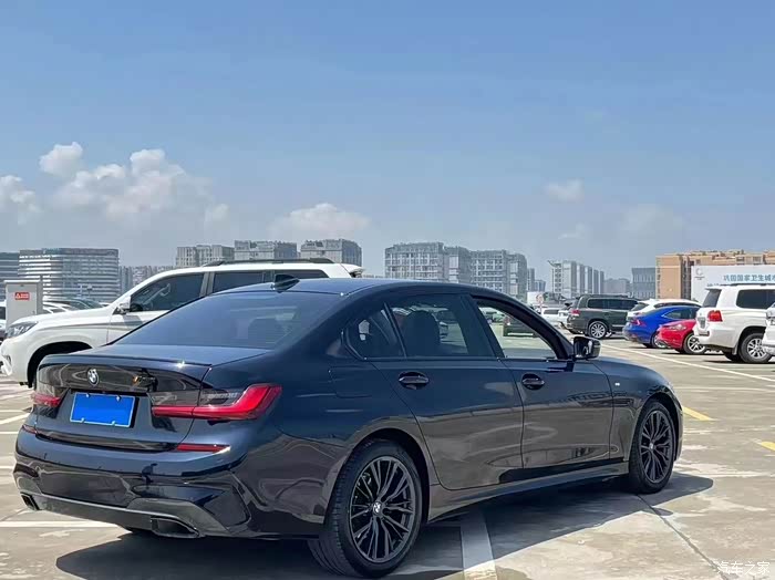 21年宝马325li m运动耀夜 6万公里 原版车况 一手车
