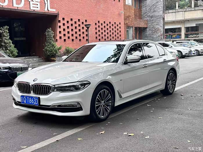 宝马5系 2018款 530li 尊享型 豪华套装 13万公