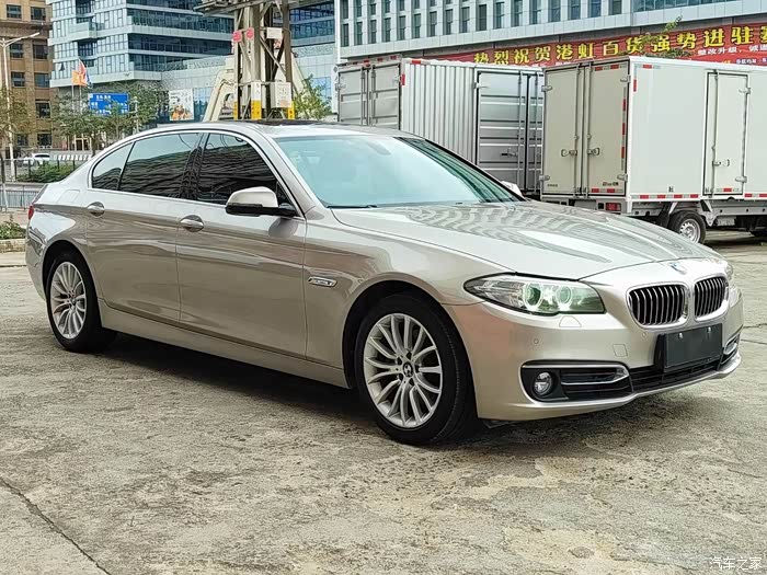 宝马5系14年上牌5系20t525li豪华设计套装