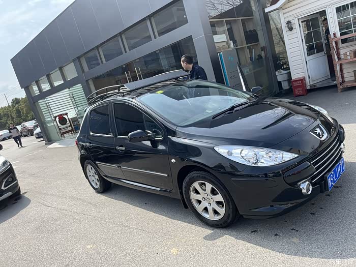 标致307高速睡着撞高速护栏车己在4s店修好谢谢大家关心