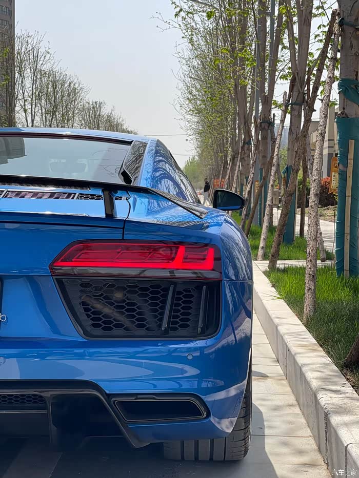 16款r8p版4万公里