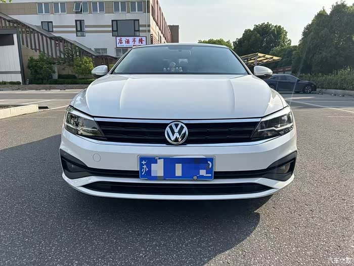 最新到店19年大众凌渡 自动高配 外观时尚 油耗超低 个人一