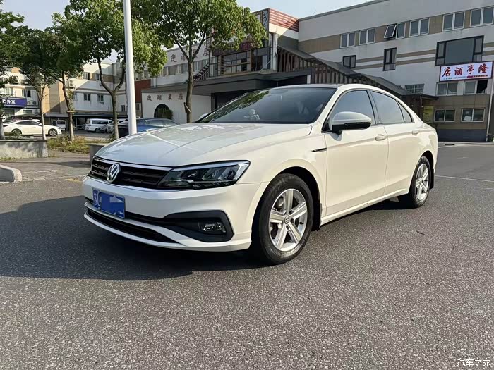 最新到店19年大众凌渡 自动高配 外观时尚 油耗超低 个人一