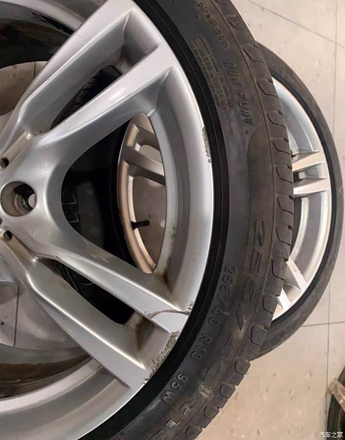 18寸宝马3系400m轮毂原厂一套