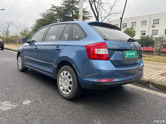 2017年上牌的斯柯达小旅行车,昕动,1.4手动挡,自带胎压