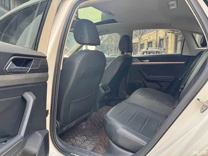 出售20年大众朗逸plus