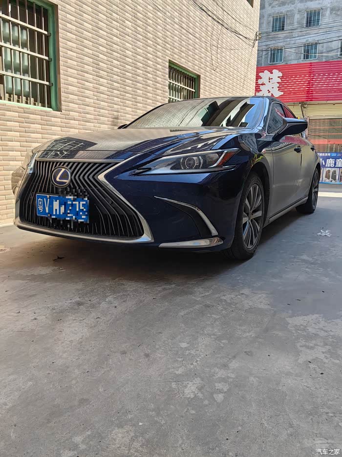 精品车况几乎原漆2019年2月11万公里雷克萨斯es300h