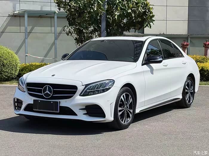 2019年10月上牌,奔驰c260,原车原主,原版原漆,3万