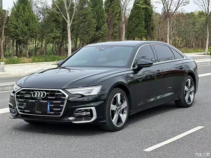 23款23年奥迪a6l45四驱裸车4799万那款