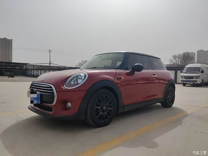 迷你出售15tcooper6万公里原厂轮胎内饰0磨损