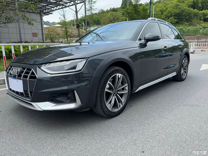 自用车 22年上牌纯进口瓦罐旅行车 奥迪a4 allroad