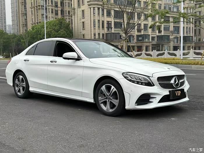 19年奔驰c260l ,车况完美,16.98万
