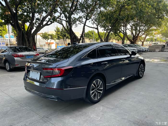 2023年5月上牌本田雅阁20锐领版混动一手极品实表