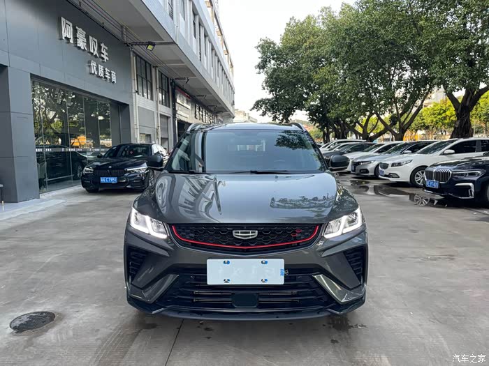 吉利缤越21款22年5月14t钻石版车况极品全车一个油