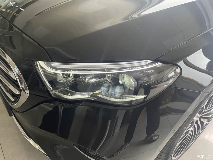 24款奔驰e300升级原厂流星雨数字大灯提升照明亮度做最靓的仔