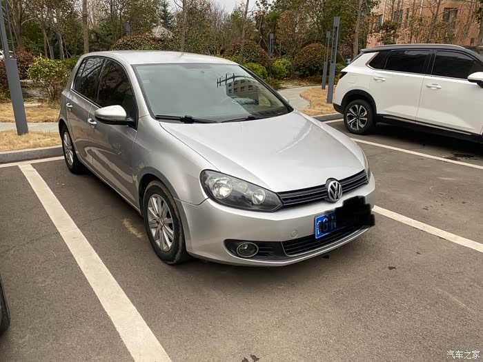 10年高尔夫六16手动换车出售车况很好两处补漆其余