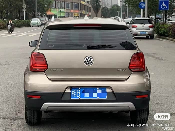 2017年12月大众polocorss版14l手动动