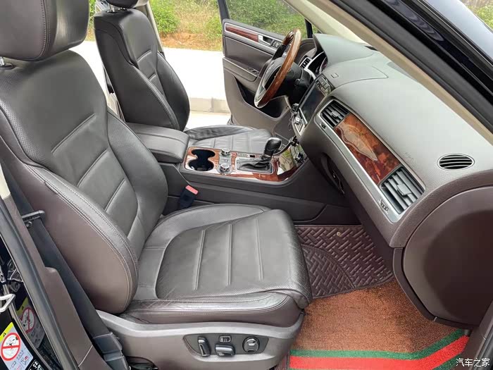 最新到店2012年大众途锐30v6车况精品实拍图片保