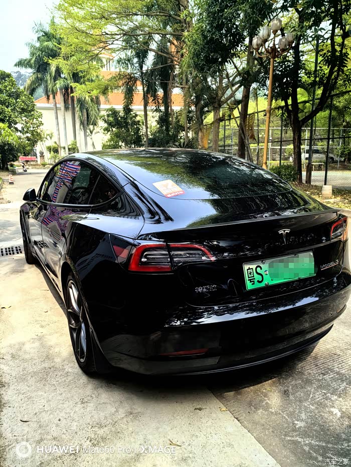 出自用21款特斯拉model3performance高性能版