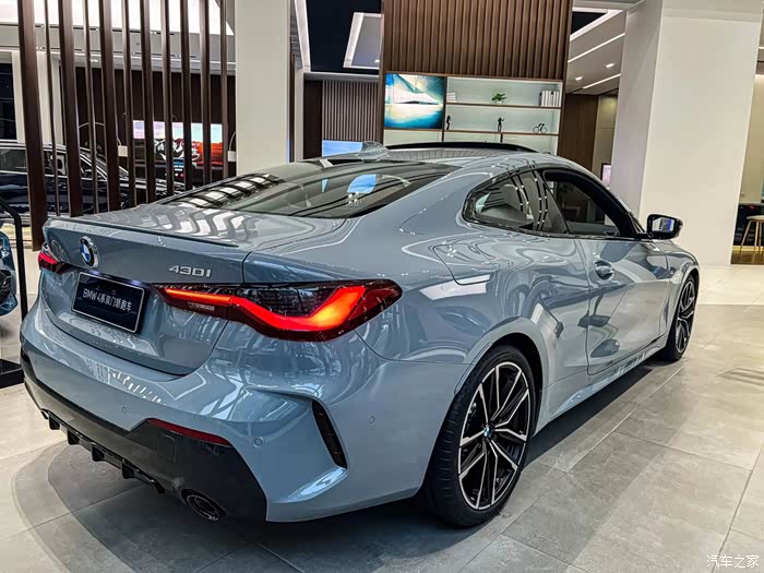 宝马430双门很难不爱布鲁克林灰红内你会选哪一个颜色