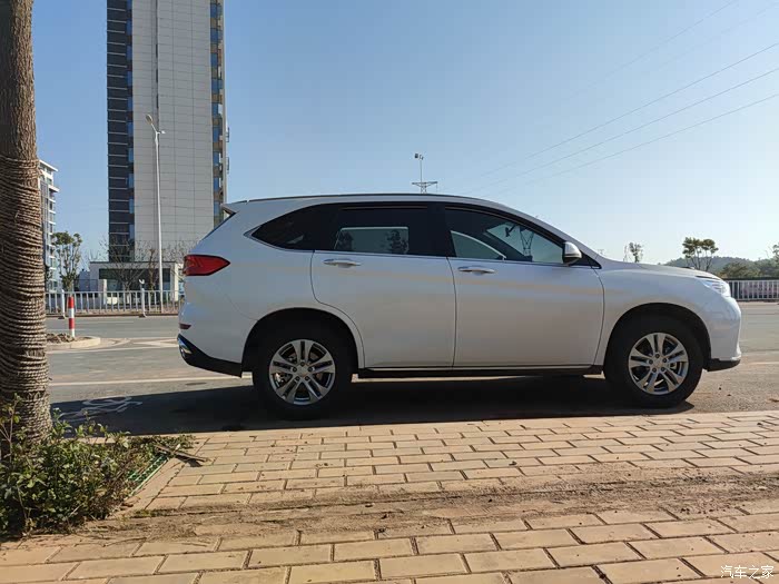 21款哈弗m6plus原车led远近一体大灯平时近光还算好